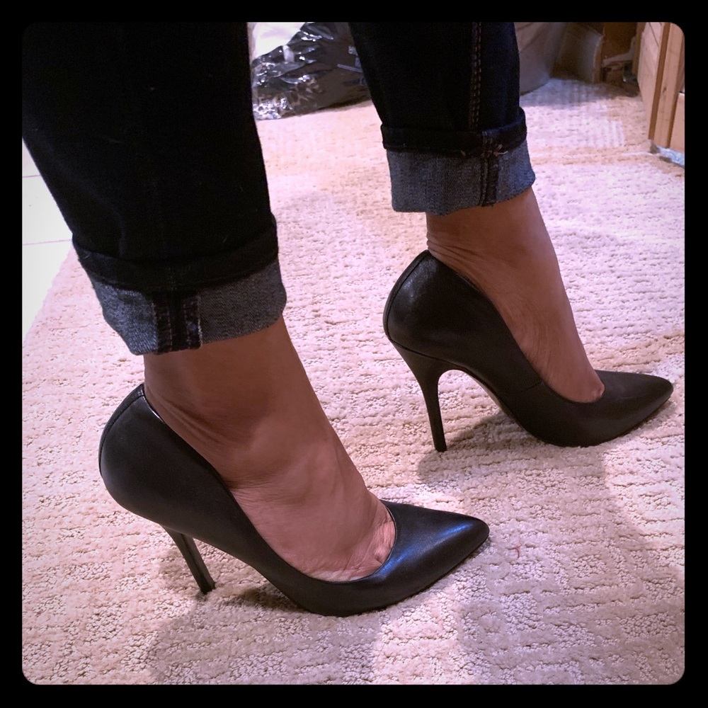 Steve Madden galleryy black leather